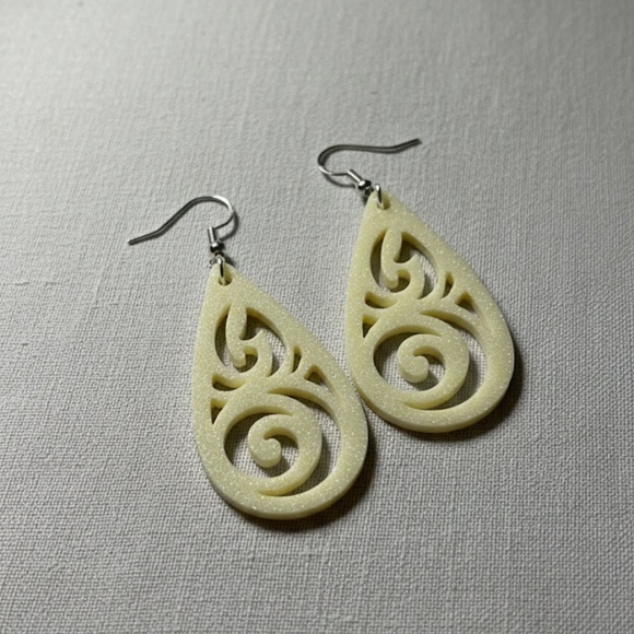 Elegantly Designed 3D Printed Earrings on Sterling Silver Hooks - Picture 2 of 5